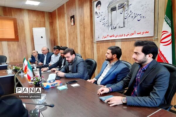 نشست هم اندیشی مسئولان سازمان دانش‌آموزی استان فارس