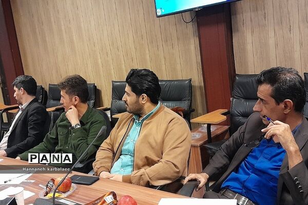 برگزاری کارگاه کمال‌گرایی با شعار از کمال‌گرایی تا پیشرفت‌گرایی ویژه مشاوران بهارستان دو