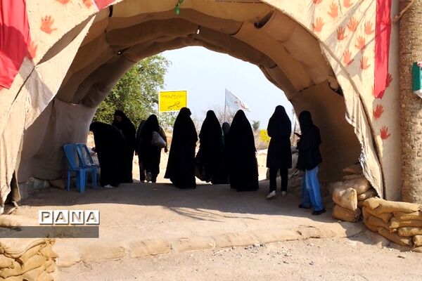 بازدید دانش‌آموزان ناحیه دو ری از مناطق جنگی