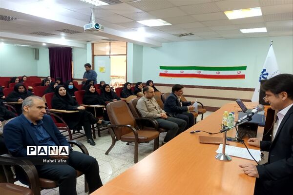 بازدید دادستان بهبهان از مدارس  و نشست با مدیران مدارس دخترانه