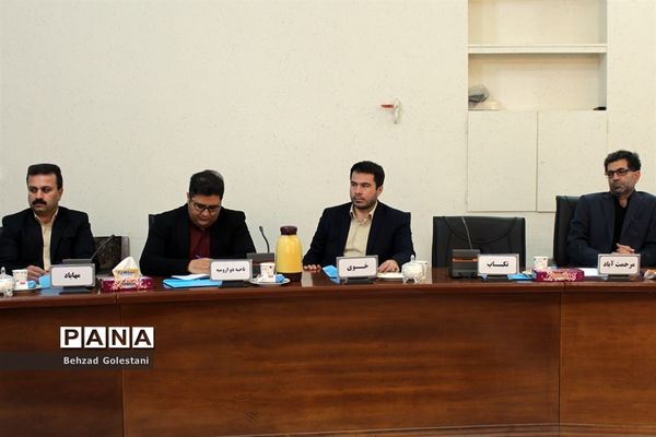 جلسه توجیهی برنامه‌های سازمان دانش‌آموزی در ارومیه