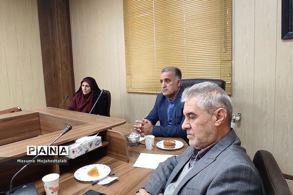 برگزاری دومین جلسه‌ کارگروه بررسی طرح‌های جلوگیری از آسیب‌های اجتماعی در نوجوانان