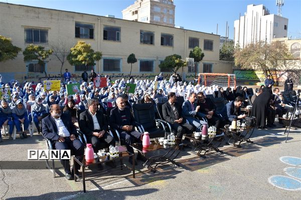 آیین توزیع شیر در مدارس دولتی خراسان رضوی