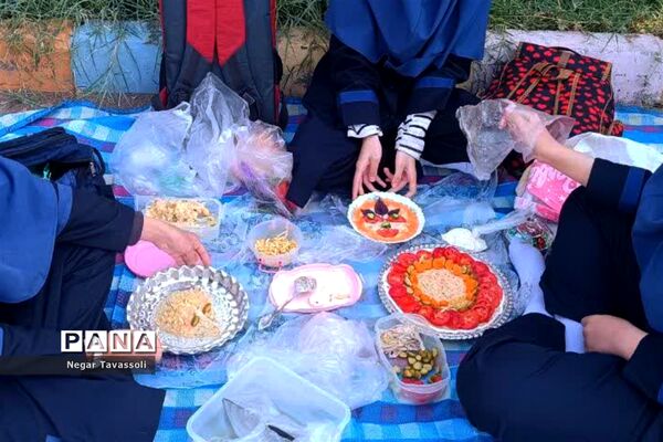 برگزاری اردوی درون مدرسه ای در مدارس شیراز