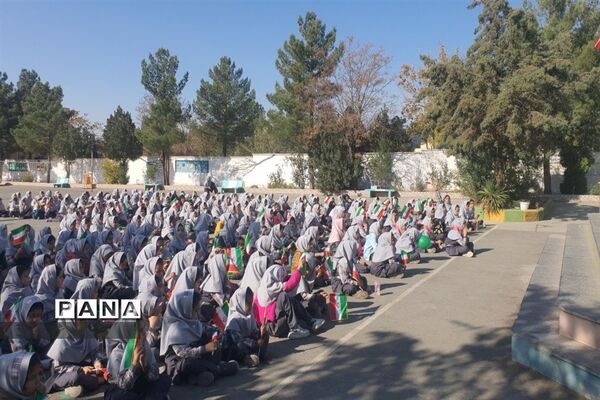 برگزاری جشنواره سفیران سلامت در دبستان معلم شهرستان کاشمر
