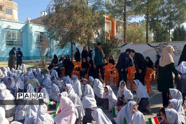 برگزاری جشنواره سفیران سلامت در دبستان معلم شهرستان کاشمر