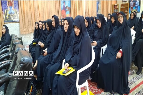 مراسم دوره  ارتقاء کارشناس و کارشناس مسئولان مشاوره و مراقبت در برابر آسیب‌های اجتماعی