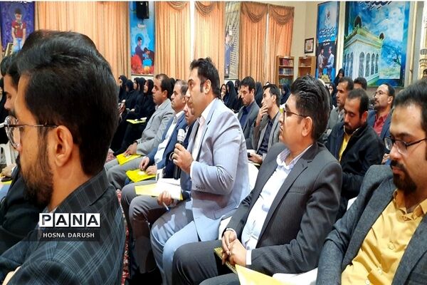 مراسم دوره  ارتقاء کارشناس و کارشناس مسئولان مشاوره و مراقبت در برابر آسیب‌های اجتماعی