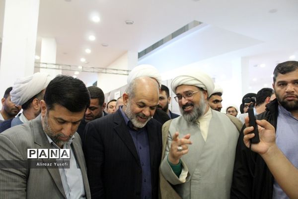 افتتاح نمایشگاه «روایت پیشرفت» با حضور وزیر کشور در قم