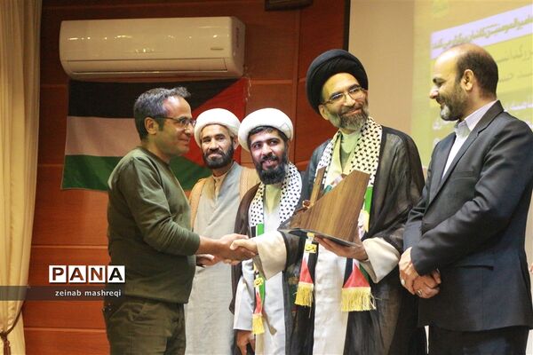 دومین دوره مجازی حفظ یکساله قرآن کریم  در کاشان