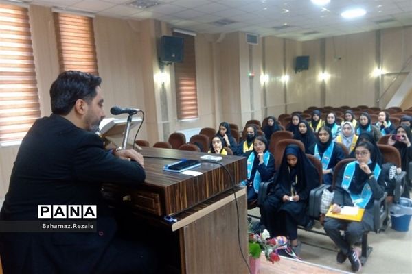 روسای شوراهای دانش‌آموزی پاکدشت انتخاب شدند