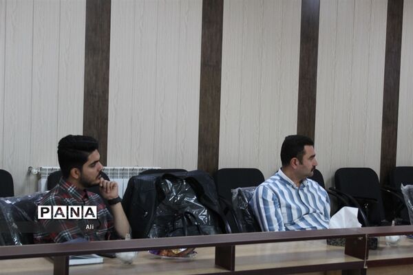 کارگاه توانمندسازی دبیران تفکر و سبک زندگی