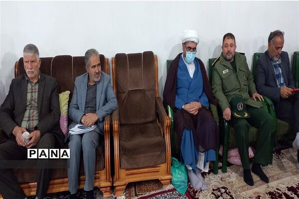 اعزام دانش‌آموزان دختر شهرستان دلیجان به اردوی راهیان‌نور