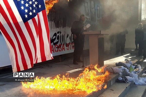 خروش دانش‌آموزان شهریار در حمایت از مردم مظلوم غزه