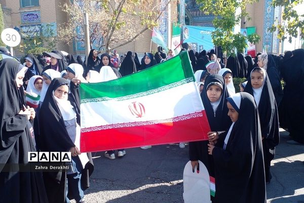 خروش دانش‌آموزان شهریار در حمایت از مردم مظلوم غزه