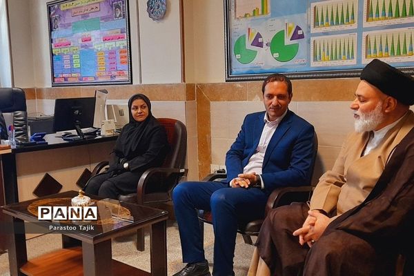 مراسم حمایت از کودکان غزه در دبستان نیایش روستای اورین شهرستان بهارستان دو