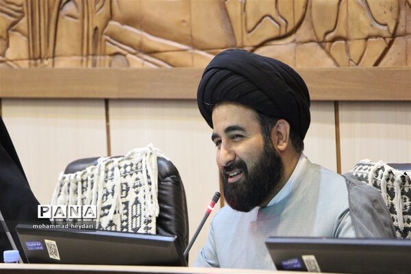 جلسه منتخبین شورای دانش‌آموزی در شورای اسلامی شهر یزد