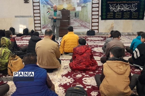 برگزاری مراسم زیارت عاشورا در دبیرستان علامه طباطبایی ناحیه 2 ری