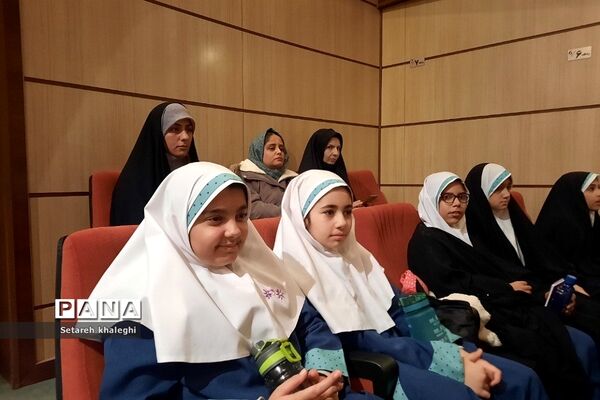 برنامه‌‌های فرهنگی هنری در کتابخانه کوثر دماوند به‌مناسبت هفته کتابخوانی