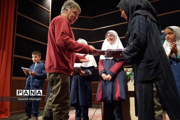 برنامه‌‌های فرهنگی هنری در کتابخانه کوثر دماوند به‌مناسبت هفته کتابخوانی