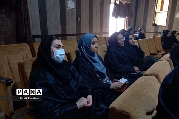 برگزاری کارگاه مدیریت کلاس و سنجش بینایی در شهرستان‌ قرچک