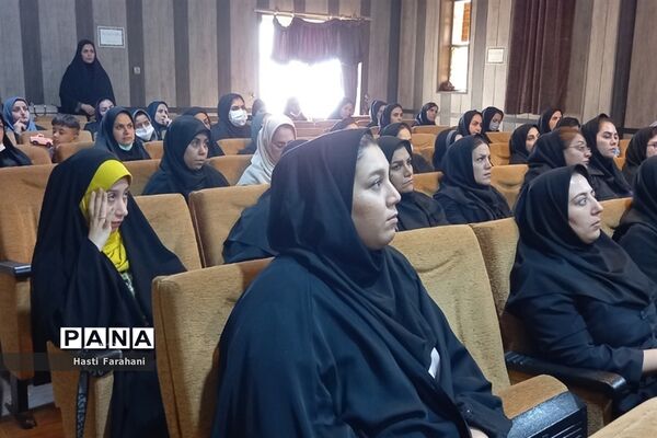برگزاری کارگاه مدیریت کلاس و سنجش بینایی در شهرستان‌ قرچک