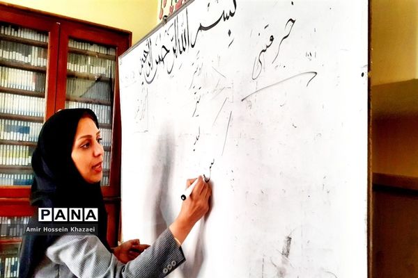 دومین کارگاه آموزش خبرنویسی ویژه دانش‌آموز خبرنگاران پسر در ملارد