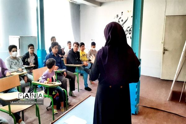 دومین کارگاه آموزش خبرنویسی ویژه دانش‌آموز خبرنگاران پسر در ملارد