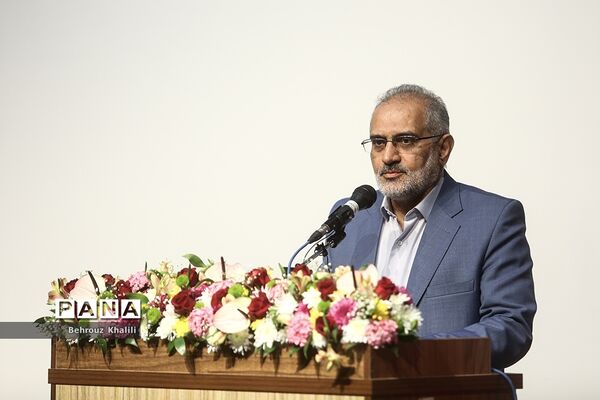 افتتاحیه نمایشگاه عمومی یاریگران زندگی