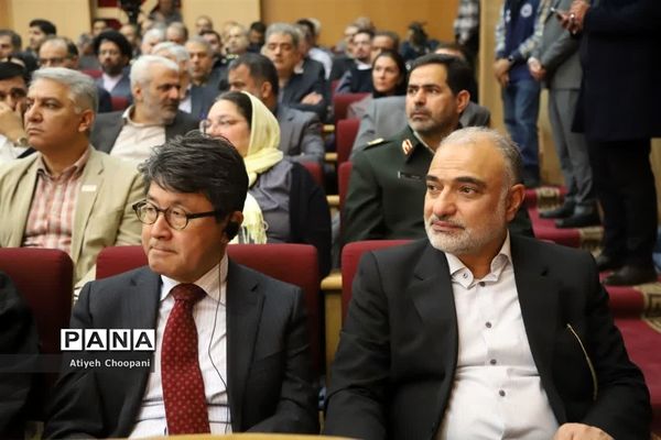 افتتاح نخستین نمایشگاه «یاریگران زندگی»