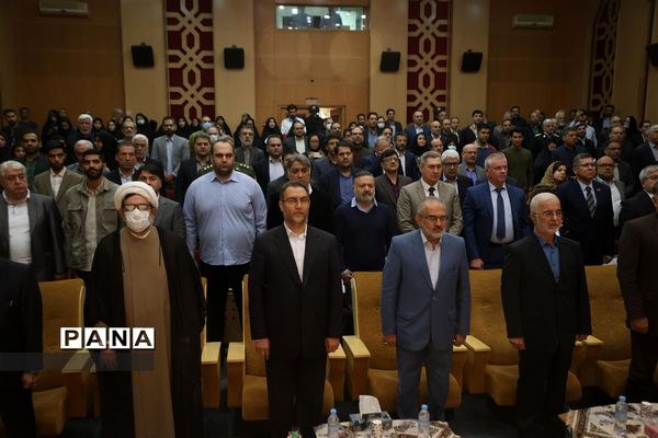 افتتاح نخستین نمایشگاه «یاریگران زندگی»