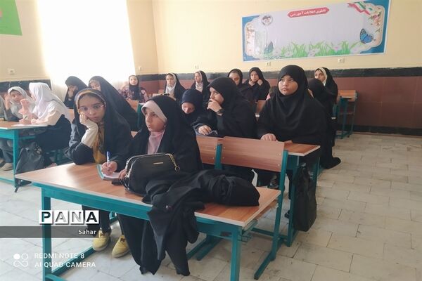 برگزاری کارگاه خبرنویسی ویژه خبرنگاران دختر شهرستان کاشمر