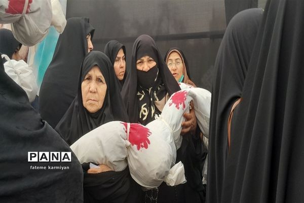 حضور پرشور مردم مشهد در حمایت از مدافعان امنیت