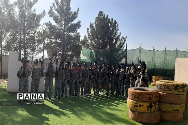 مسابقات پینت‌بال دانش ‌آموزان هنرستان بصیرت