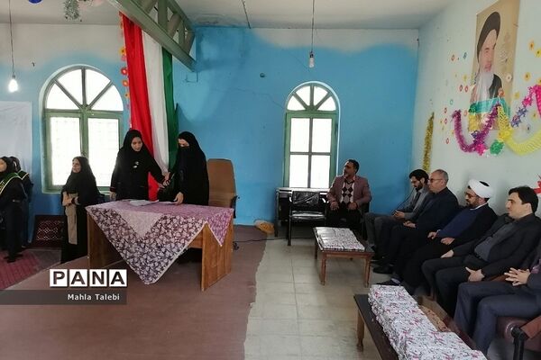 برگزاری جشنواره غذا در مدرسه زکیه در صباشهر