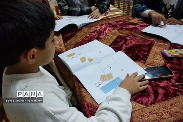 کافه‌ای به رنگ کتاب در شهرستان‌ شهریار