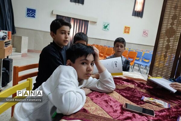 کافه‌ای به رنگ کتاب در شهرستان‌ شهریار