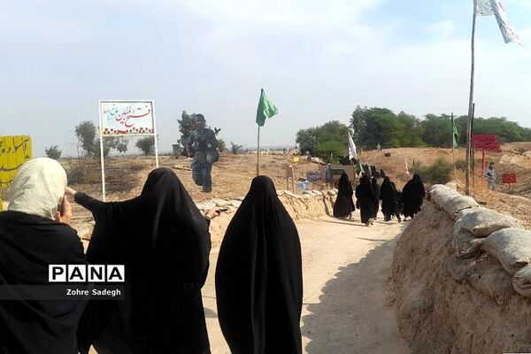 بازدید دانش‌‌آموزان دختر ناحیه‌یک شهرری از مناطق عملیاتی جنوب در اردوی معنوی راهیان نور