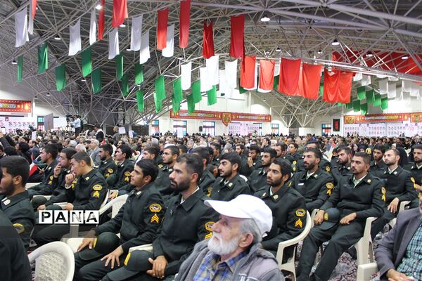 گرامیداشت سالروز حماسه و ایثار اصفهان در گلستان شهدا