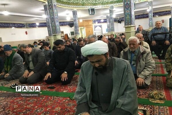 اقامه باشکوه نماز جمعه عبادی_سیاسی در شهرستان فیروزکوه