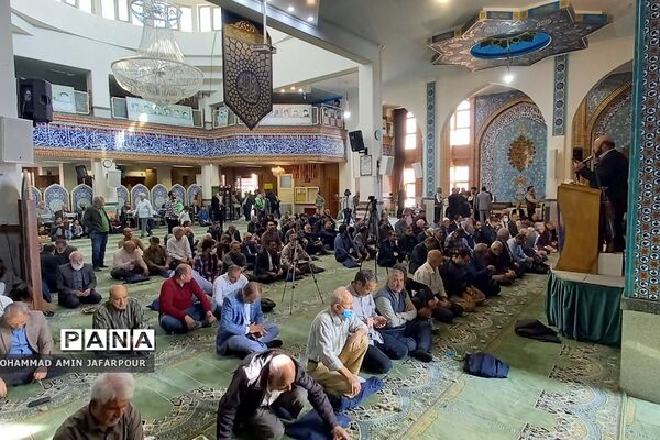 اقامه نماز جمعه در مصلای شهرستان پردیس