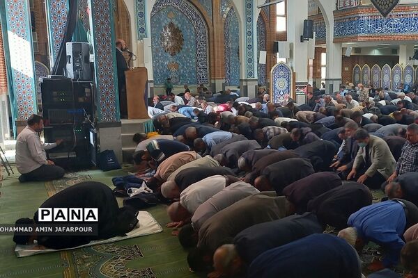 اقامه نماز جمعه در مصلای شهرستان پردیس