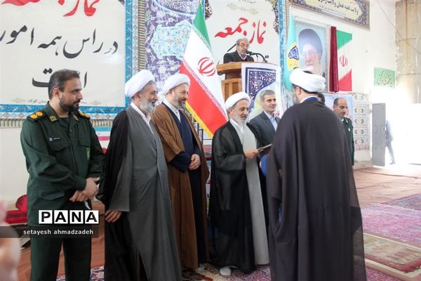 آیین معارفه امام‌ جمعه جدید گلوگاه