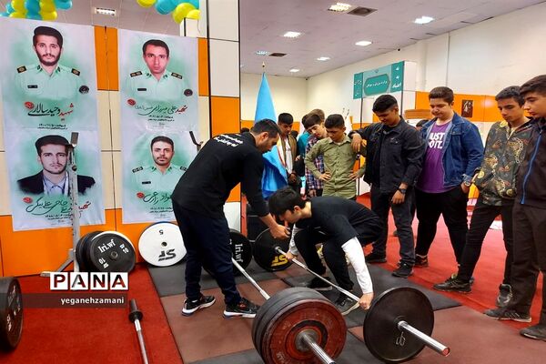 برگزاری نمایشگاه یاریگران زندگی