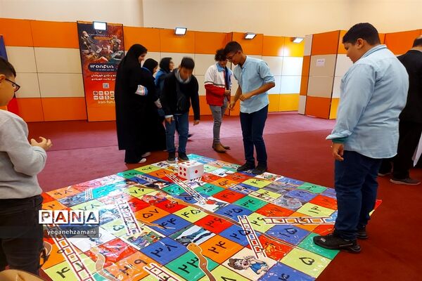 برگزاری نمایشگاه یاریگران زندگی