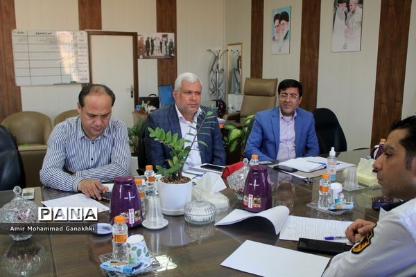 نشست کمیته استانی مانور زلزله در آموزش و پرورش استان بوشهر