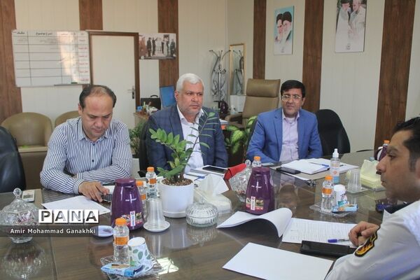 نشست کمیته استانی مانور زلزله در آموزش و پرورش استان بوشهر