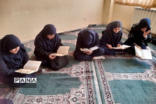 ختم سوره یاسین به یاد چهلمین روز در گذشت شهدای غزه در ناحیه دو ری