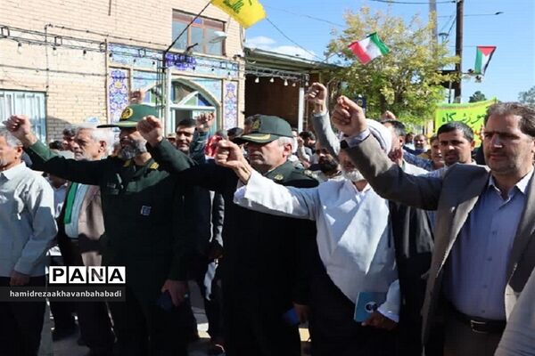 فریاد مرگ براسرائیل در بهاباد طنین انداز شد