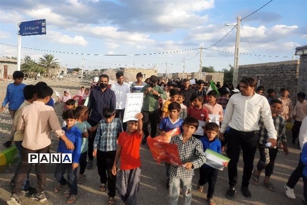 حضور پرشور دانش‌آموزان بشاگرد در حمایت از ملت مظلوم غزه